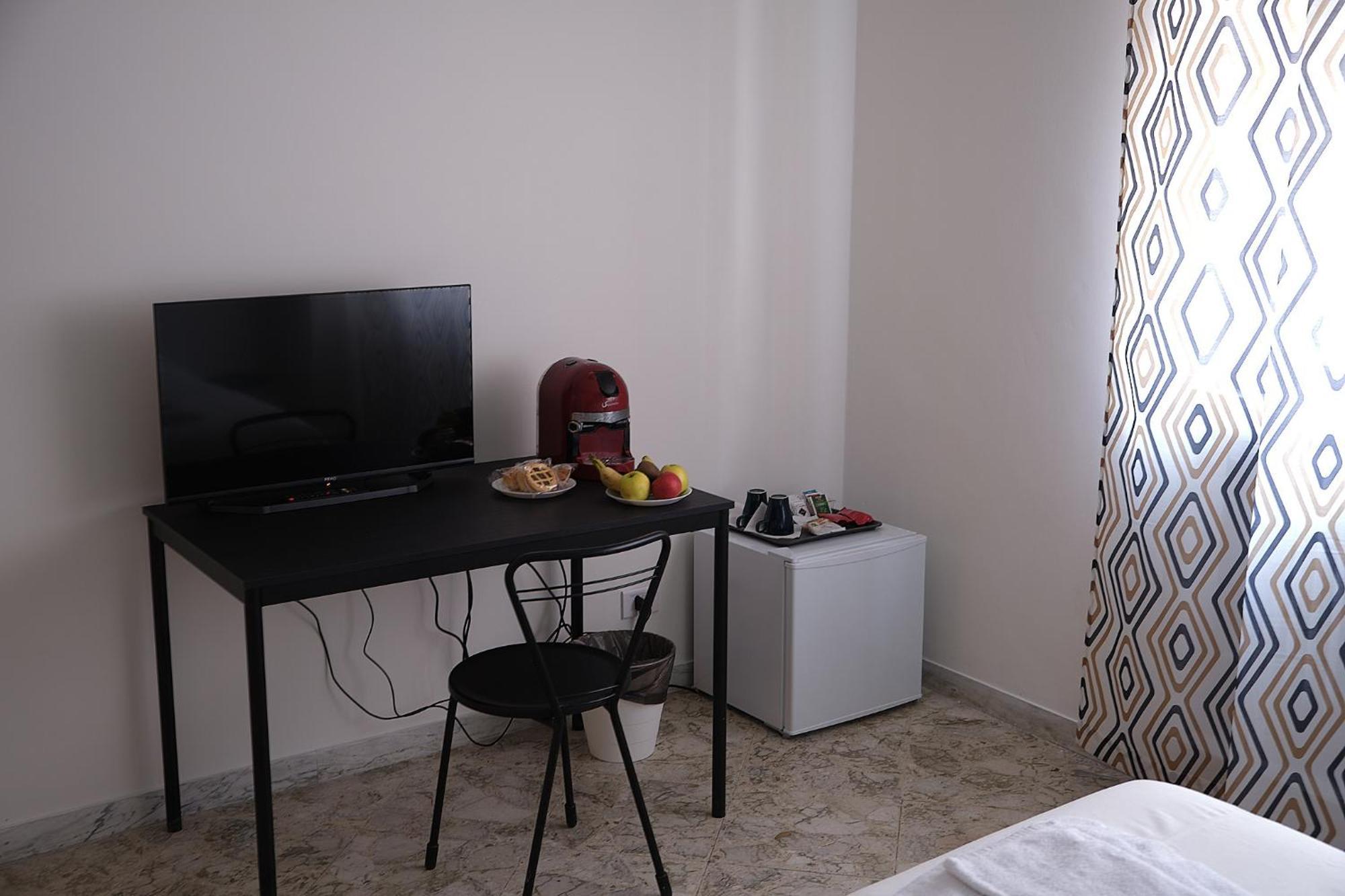 Kamila Guest House Bari Rum bild